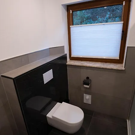 Am Schillerfelsen Dahn