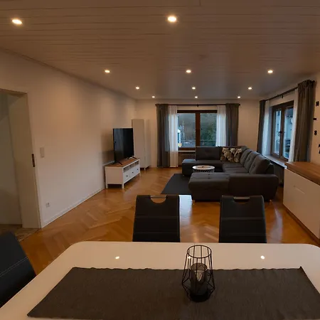 Am Schillerfelsen Dahn